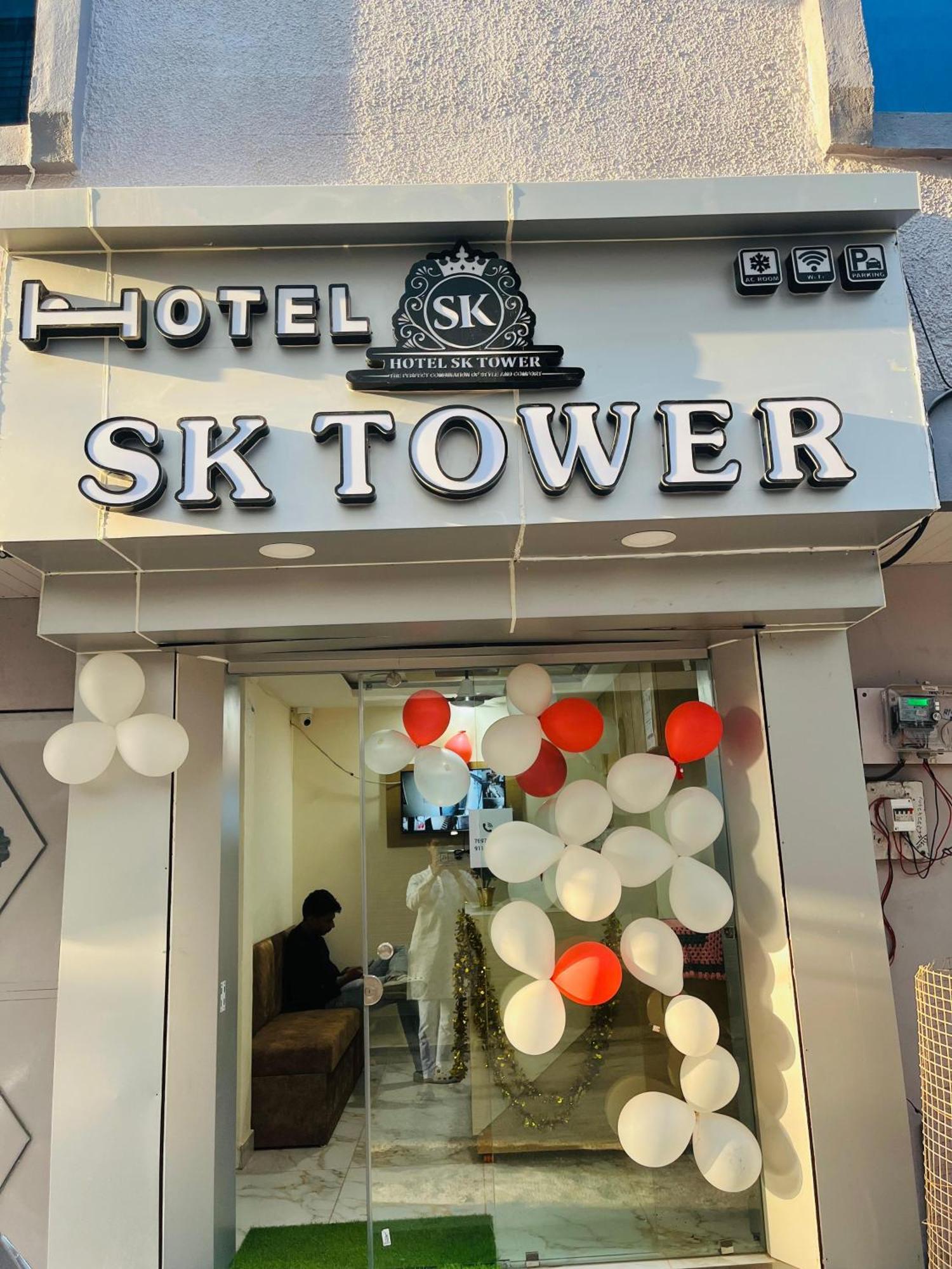Hotel Sk Tower Ujjain Buitenkant foto